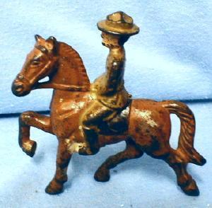 vintage Cast Grey Iron WWI Cavalry TOY SOLDIER ON HORSE - toys