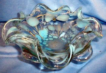 ART GLASS Murano Internally Decorated Art Glass Bowl