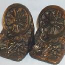 DODGE Bronzed WAGON WHEEL / LONGHORN SKULL Grey Metal Bookends - Metalware
