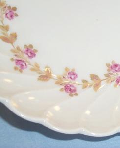 Haviland LIMOGES Small Flowered Porcelain Bowl in Original Box