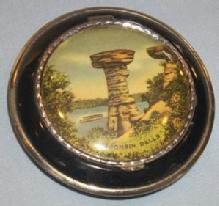 Unusual WISCONSIN DELLS Advertising Woman's Powder Compact with Mirror