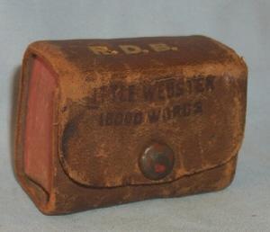 Souvenir of 1933 Chicago World's Fair LITTLE WEBSTER 1800 WORDS DICTIONARY - Paper