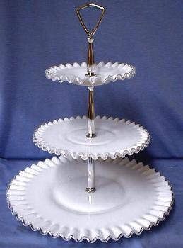 Fenton glass SILVER CREST 3-tier Tidbit Server Tray -