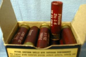 PETERS Victor 20 GA. Shotgun Shell Box with Paper Shells - Vintage Sporting Collectible