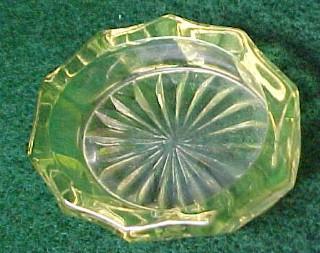 Vaseline Open Salt - Glass