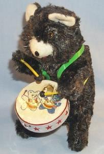 MECHANICAL DRUMMER BEAR Tin Wind Up Toy in Original Box