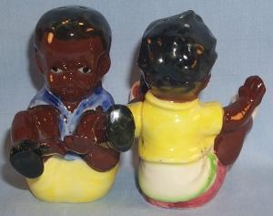 Black Americana BOY AND GIRL IN BASKET Porcelain Salt & Pepper Set - Ethnographic