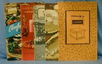 Kitchen Vintage Cookbook Group - Paper Collectibles