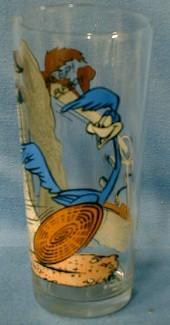 ROAD RUNNER WILE E. COYOTE Glass Tumbler - 1976 Pepsi Advertising Collector Series