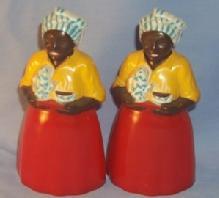 BLACK MAID SERVING COFFEE Plastic Salt and Pepper Shakers - Ethnographic