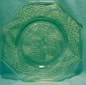 Vaseline Glass Octagon Plate - Canary ROMANESQUE - L.E. Smith