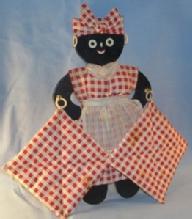 MAMMY Hanging Wood Holder with Two Potholders - Ethnographic