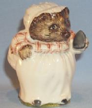 Colorful Beatrix Potter's MRS TIGGY WINKLE Porcelain Figurine