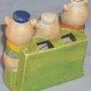 Walt Disney THREE LITTLE PIGS Porcelain Toothbrush Holder