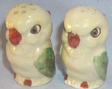 Lustreware Red Beaked Bird Porcelain Salt & Pepper Shakers
