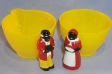 Aunt Jemima and Uncle Mose Yellow Creamer and Sugar Set - Ethnographic