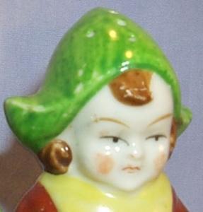 Porcelain Occupied Japan DUTCH CHILDREN Salt And Pepper Set