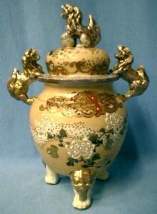 Satsuma Pottery Urn with Kara Shi Shi - Antique Victorian Covered Jar
