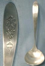 vintage BIRD OF PARADISE Ladle - Communitry Silver plate