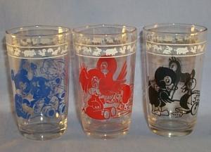 Three SWANKY SWIGS Kiddie Glasses