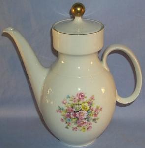 Unique German Porcelain ROMANTICA Dinnerware Set