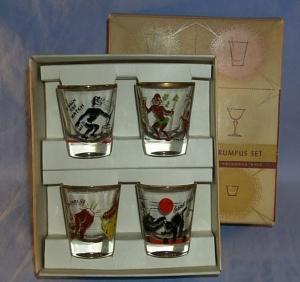 Four Whiskey Glass Rumpus Set in Box - Ethnographic