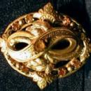 Jewelry Etched Amber on Goldtone Brooch - Victorian Jewelry