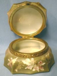 Wavecrest Nakara ~ Large Hexagon Covered Box - Antique Victorian Art Glass of CF Monroe