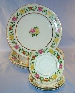 Three Occupied Japan Porcelain Dinner Plates and Three Saucers