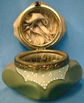 CF Monroe NAKARA Bishops Hat Covered Box Wavecrest Wave Crest - Victorian Antique Art Glass
