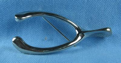 Jewelry Good Luck WISHBONE Brooch - Vintage Costume Jewelry