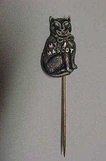 MASCOT Holloween BLACK Cat Pin - Figural