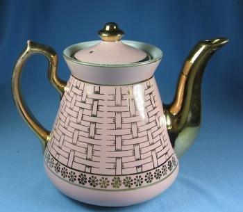 Hall PHILADELPHIA Teapot - Gold Basketweave Decoration Teapot - Vintage Pottery Tea Pot
