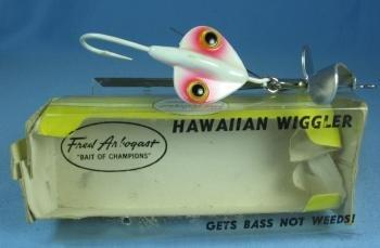 old Fred Arbogast HAWIIAN WIGGLER Fishing Lure # 2 1/2 - Vintage sporting bait