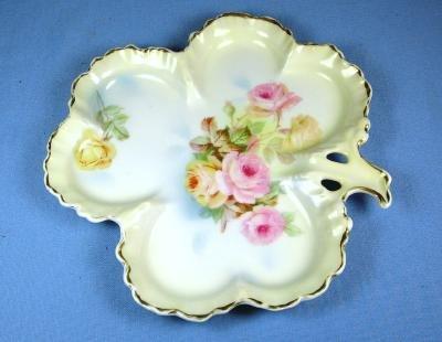 Royal Rudolstadt Pottery Clover Shaped Handled Dish - Shallow Prussia Porcelain Plate