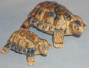Pair of WADE Porcelain BABY TORTOISES in Original Box