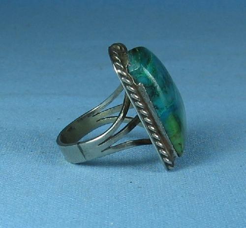old vintage Native American Indian Turquoise & Silver RING - Antique Ethnographic Jewelry