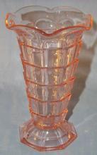 Excellent Pink TEAROOM Depression Glass Ruffled Edge Vase