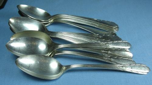 vintage Oneida LYNNWOOD Silverplate Flatware 12pc Teaspoon Lot
