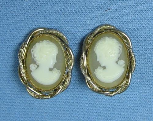 Jewelry Faux Pearl Cluster & Rhinestone HATPIN Pair - Vintage ART DECO Jewelry