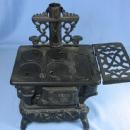 vintage Cast Iron Miniature Cook Stove - Toy Metalware