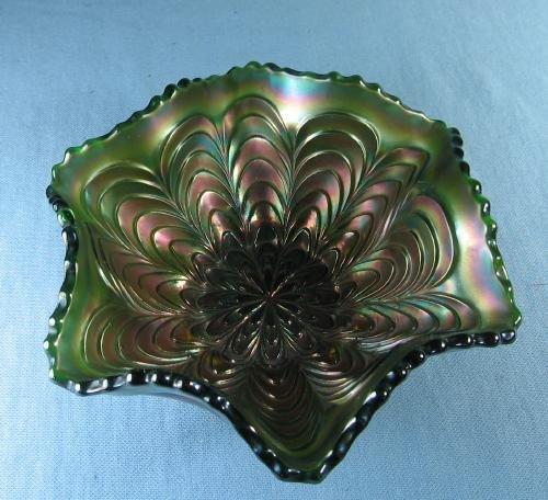 Fenton Carnival Glass PEACOCK TAIL Green Bowl
