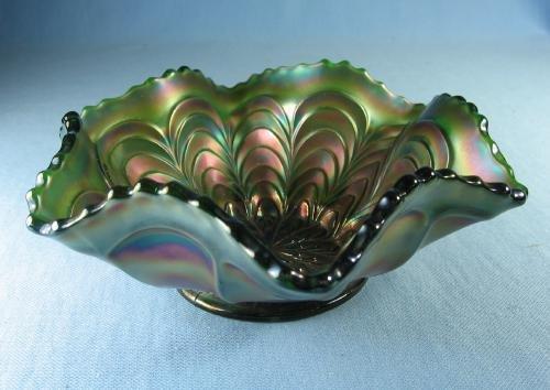 Fenton Carnival Glass PEACOCK TAIL Green Bowl