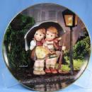 Limited Edition Hummel LITTLE COMPANIONS Porcelain Collector Plate