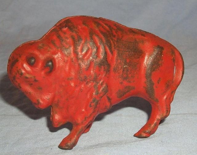 White KITTEN Cast Iron Bank - Metalware