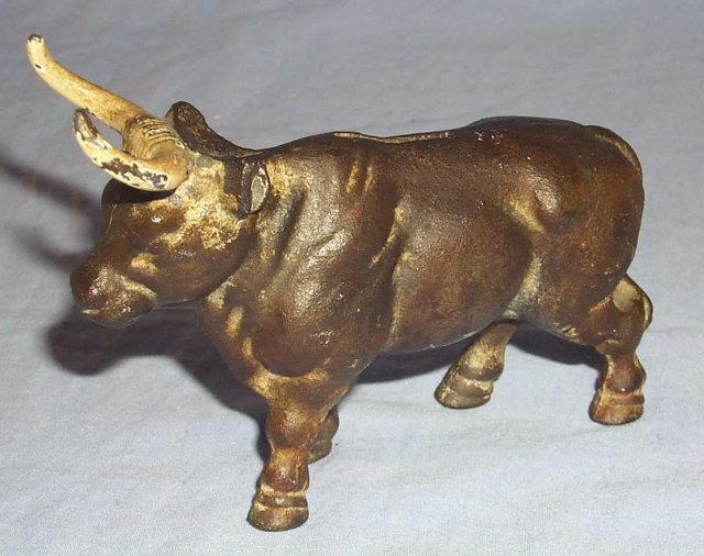 White KITTEN Cast Iron Bank - Metalware