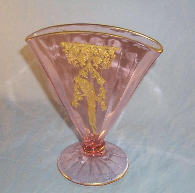Pink Glass PARROT Fan Vase