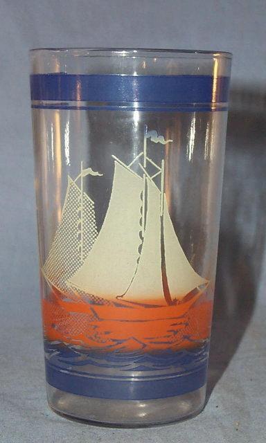 Set SAILBOAT Depression Glass Pitcher and Four Glasses