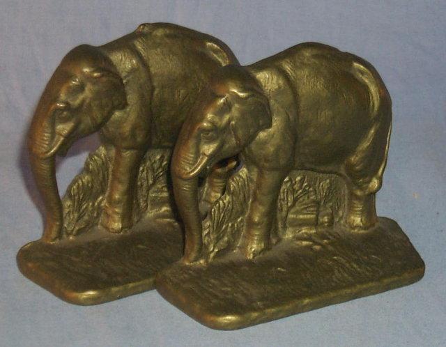 Cast Iron ELEPHANT Bookends - Metalware