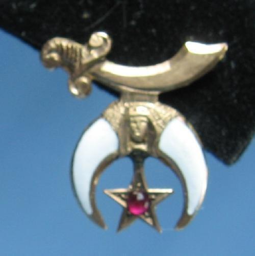 Antique jewelry MASONIC MASON Lapel Pin - Gold Vintage Estate Jewelry
